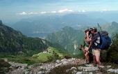 In GRIGNONE, versante nord, da Cainallo sui sentieri estivi 24 Rif. Bietti e 25 Rif. Bogani dom. 29 maggio 2011 - FOTOGALLERY